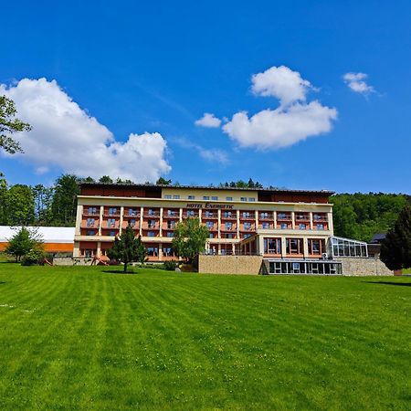 Wellness Resort Energetic Rožnov pod Radhoštěm Exteriör bild