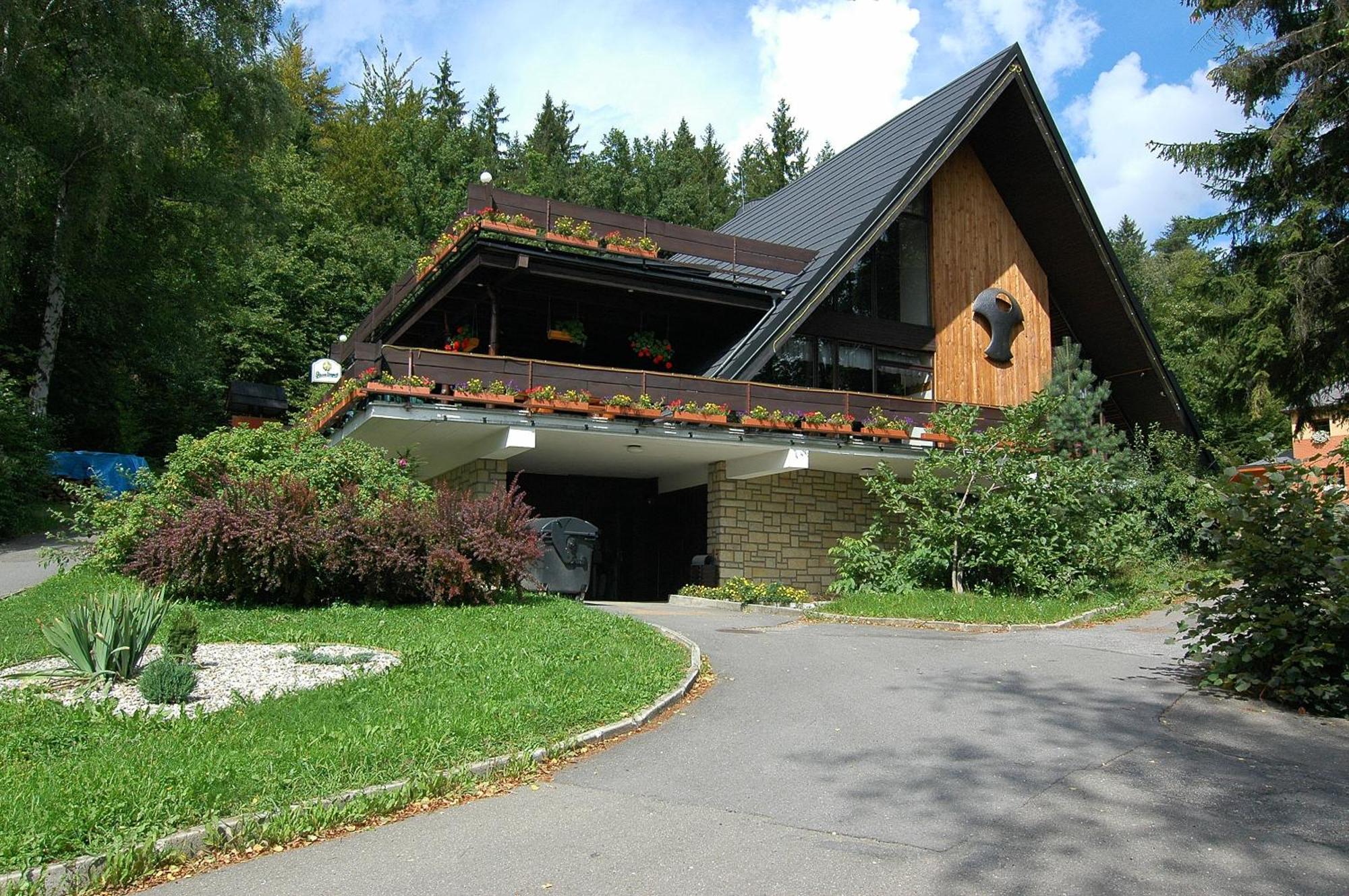 Wellness Resort Energetic Rožnov pod Radhoštěm Exteriör bild