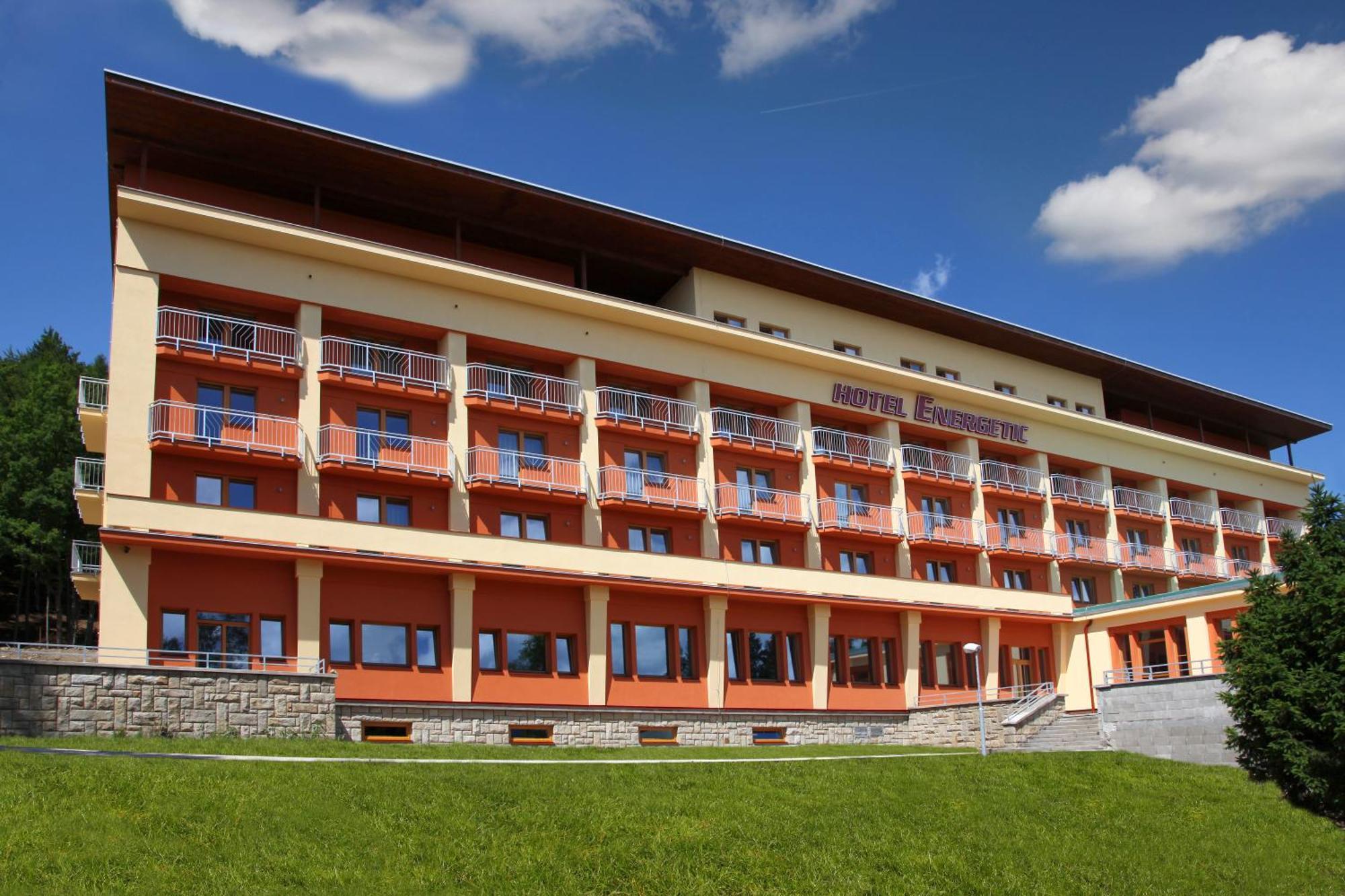 Wellness Resort Energetic Rožnov pod Radhoštěm Exteriör bild